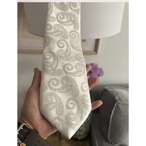 Pronto Uomo Silk Paisley Cream Tie
